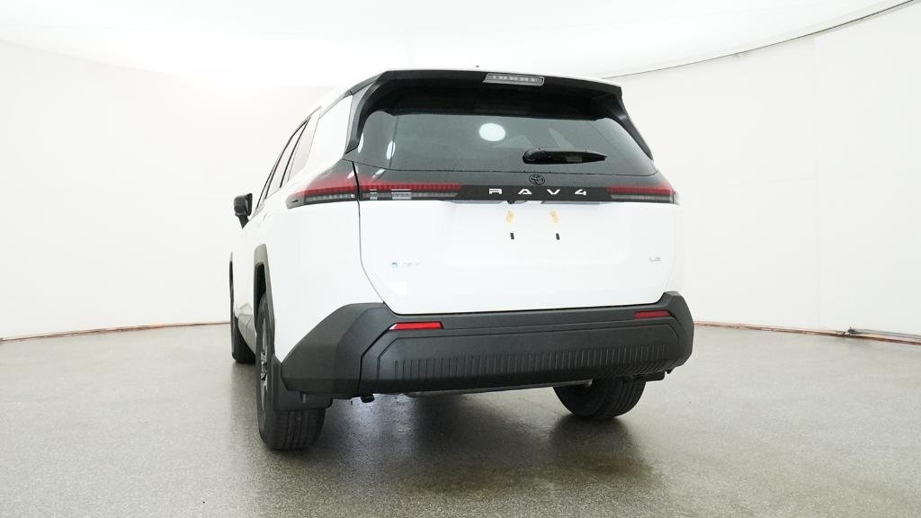 New 2026 Ice Cap Toyota LE image 21