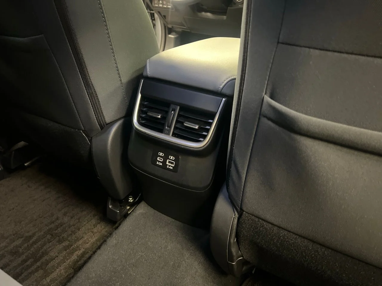 Used 2025 Silver Subaru Premium image 27