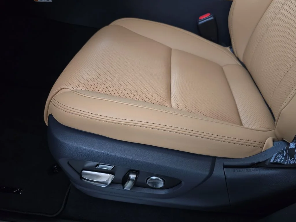New 2026 Black Lexus 600 Luxury image 27