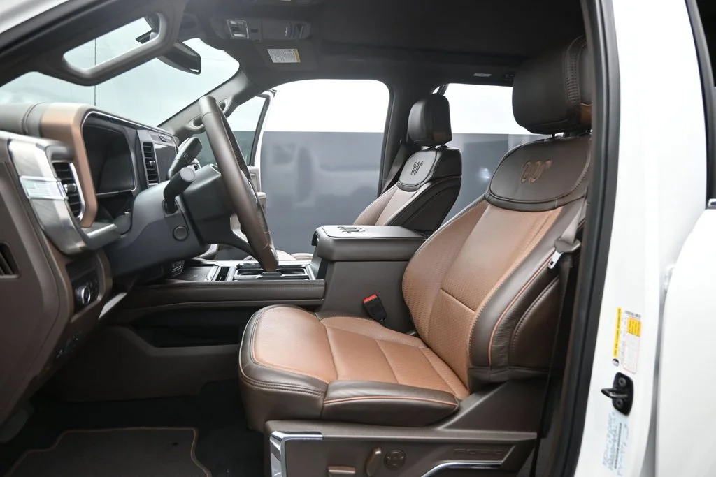 Used 2025 White Ford King Ranch image 10