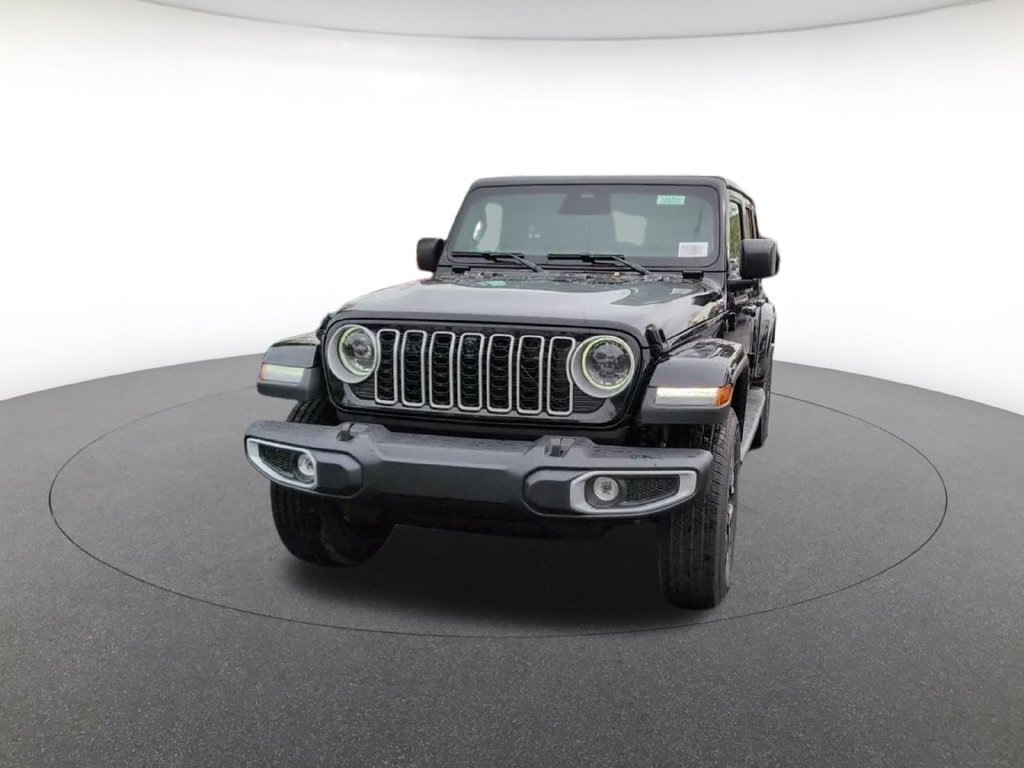 New 2027 Black Clear-Coat Paint Jeep Sahara image 2