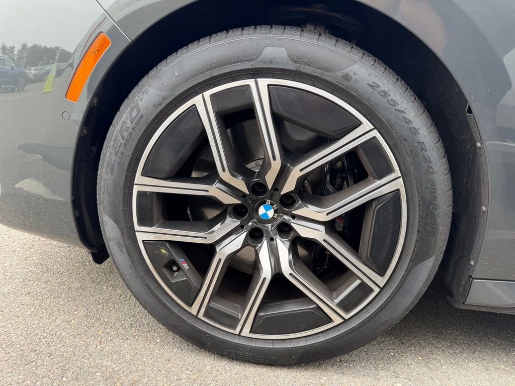 Certified Used 2023 Dravit Grey Metallic BMW 760i xDrive image 6