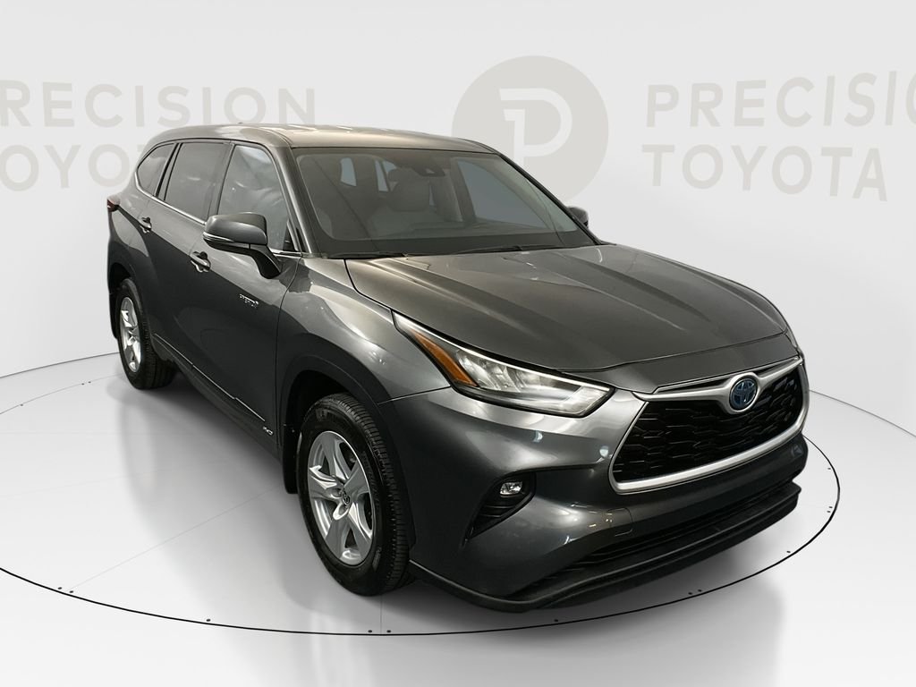 2020 Toyota Highlander LE