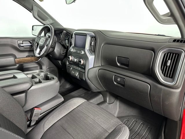 Used 2020 Red GMC Elevation image 25
