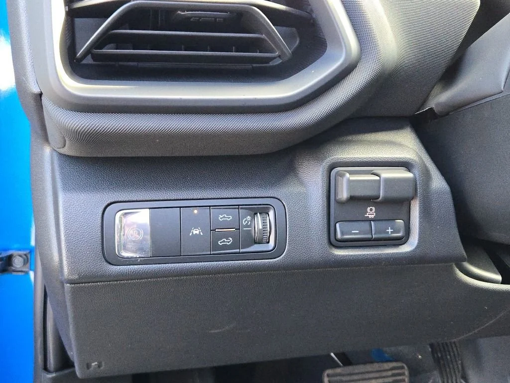 2026 Chevrolet Silverado EV LT - Photo 26