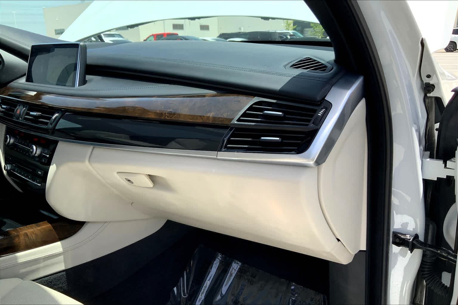 Used 2018 WHITE BMW sDrive35i image 18