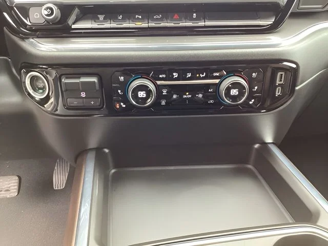 2024 Chevrolet Silverado 2500HD High Country - Photo 36
