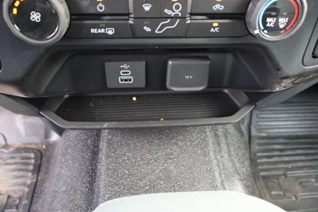 New 2026 Oxford White Ford F-550® XL image 23