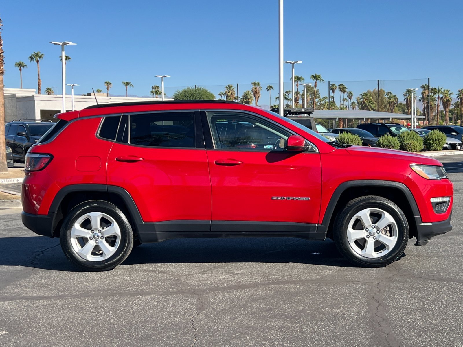 Used 2020 Jeep Compass Latitude with VIN 3C4NJDBB3LT119435 for sale in Cathedral City, CA