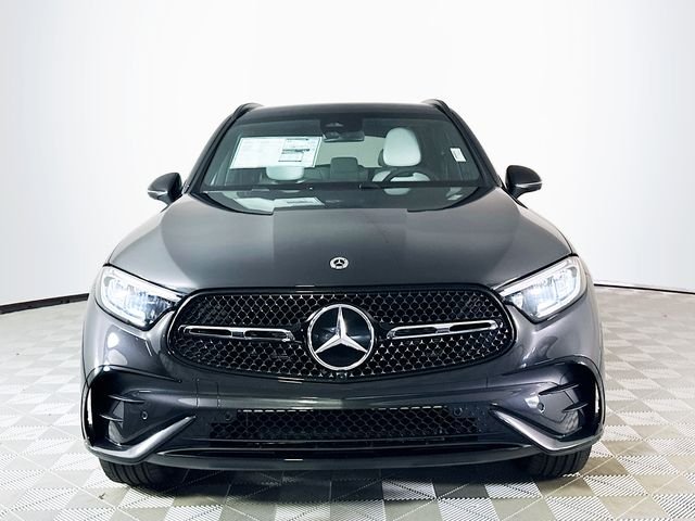 New 2026 Graphite Grey Metallic Mercedes-Benz GLC 300 image 2