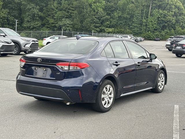 Certified Used 2021  Toyota LE image 5