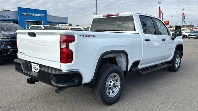 New 2026 Summit White Chevrolet WT image 4