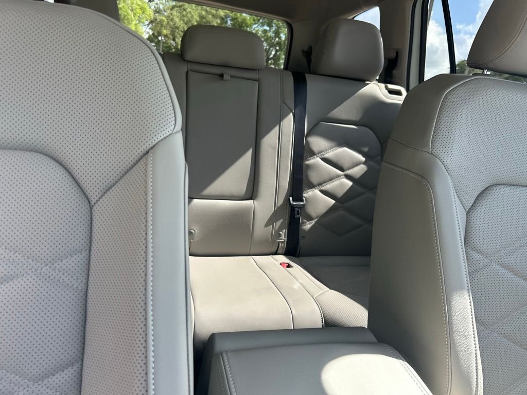 New 2026 White/off-white Volkswagen 2.0T SE w/Technology image 36