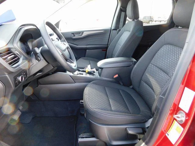 New 2026 Rapid Red Metallic Tinted Clearcoat Ford Active® image 52