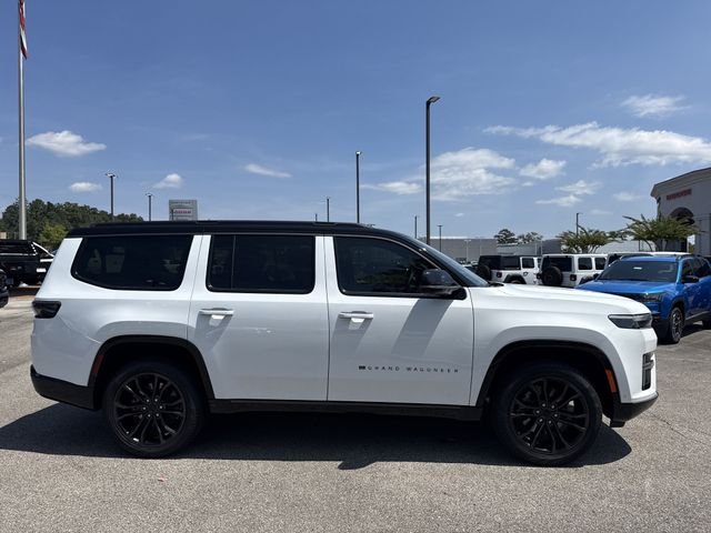 New 2026 White Jeep Summit Reserve image 8