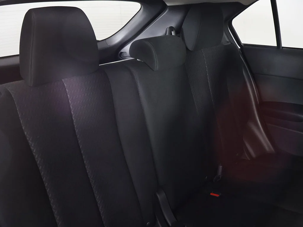 Used 2024 Silver Mitsubishi ES image 30