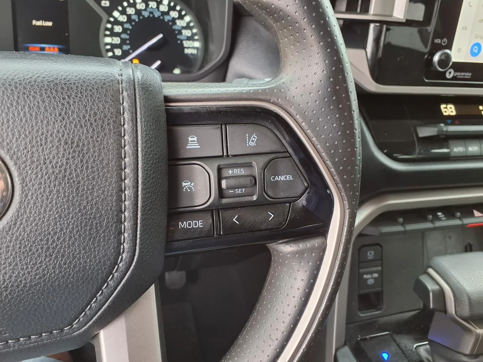Used 2023 White Toyota SR5 image 23