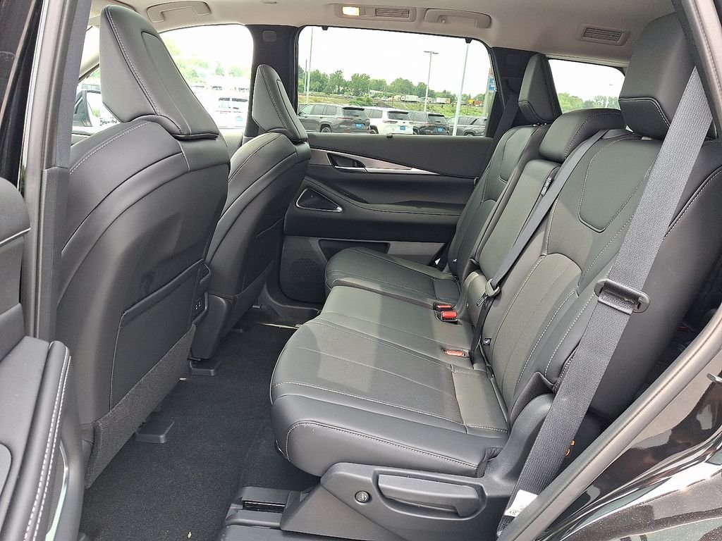 2026 INFINITI QX60 LUXE - Photo 11