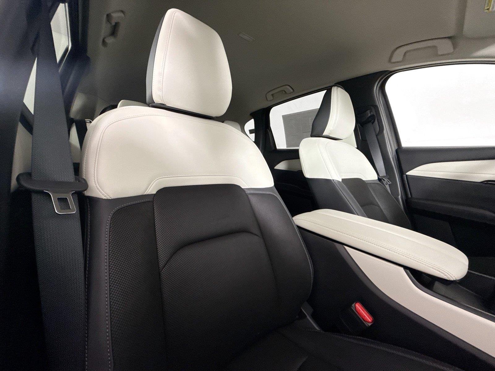 New 2026 Machine Gray Metallic Mazda 2.5 S Preferred AWD image 39