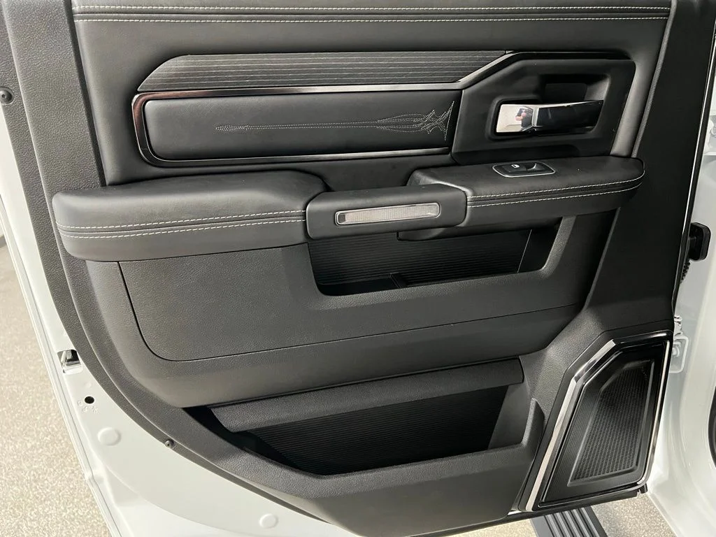 2024 RAM Ram 2500 Pickup Laramie Limited - Photo 53
