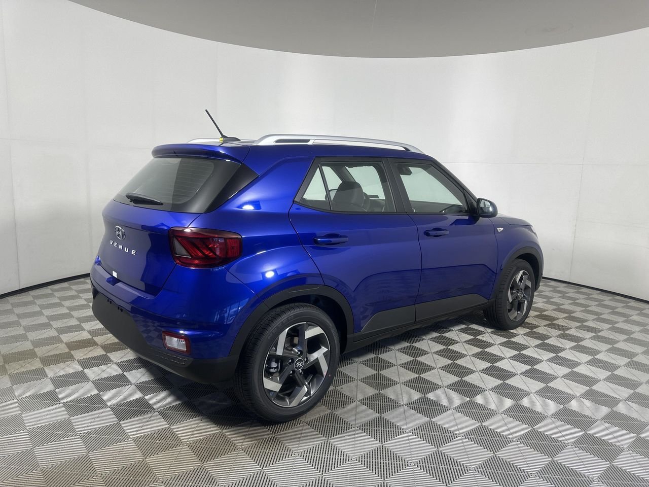 New 2025 Intense Blue Hyundai Limited image 7