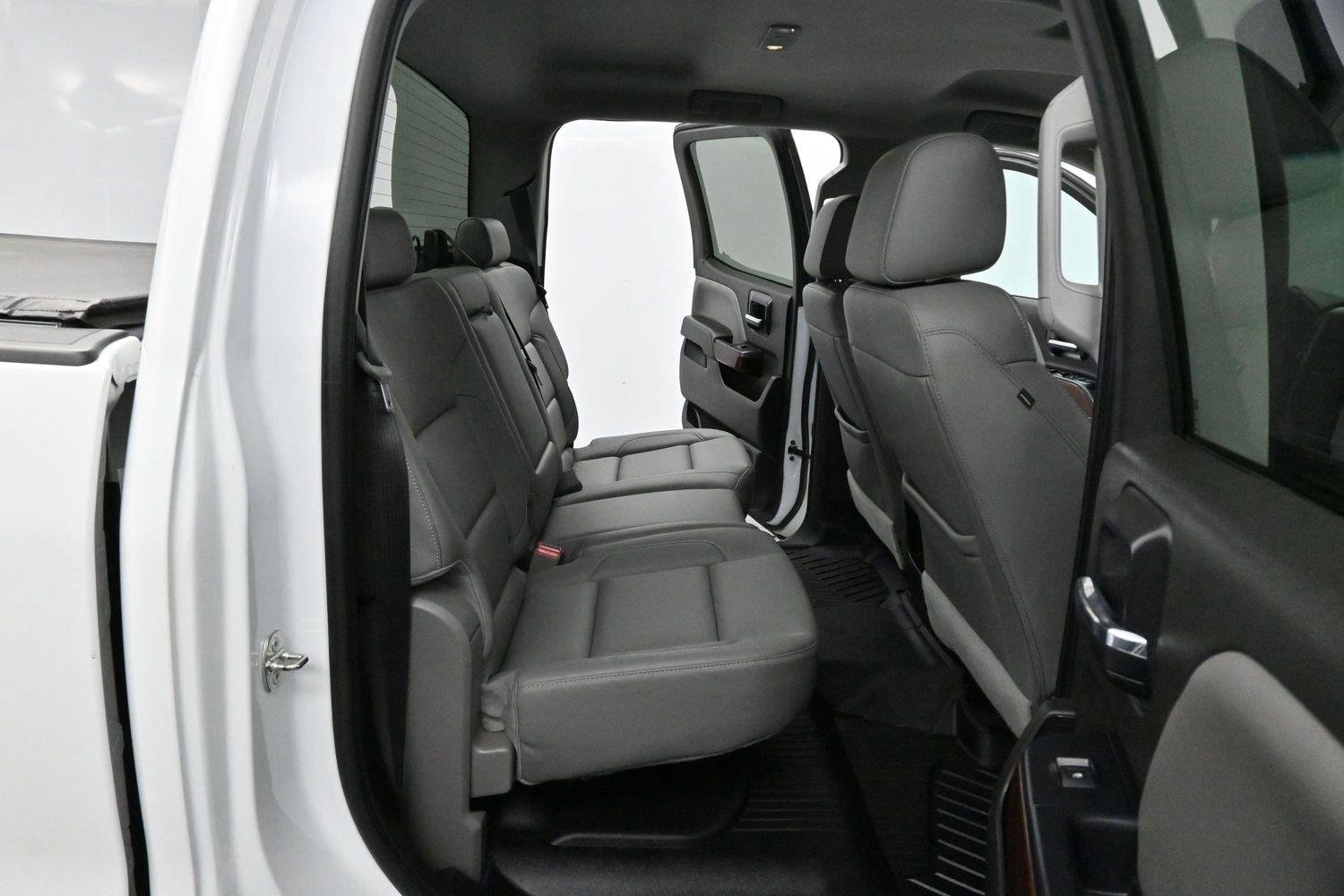 Used 2018 Summit White GMC SLT image 28