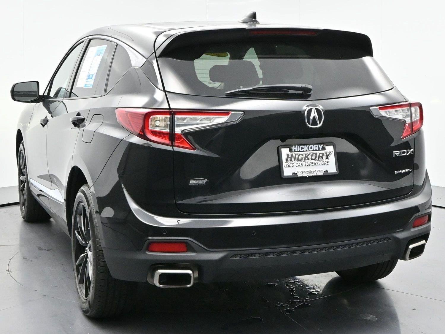 Used 2024 Majestic Black Pearl Acura SH-AWD w/Tech image 5
