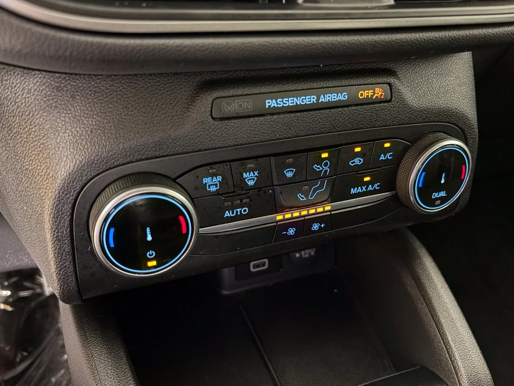 Used 2024 Gray Ford Active image 32