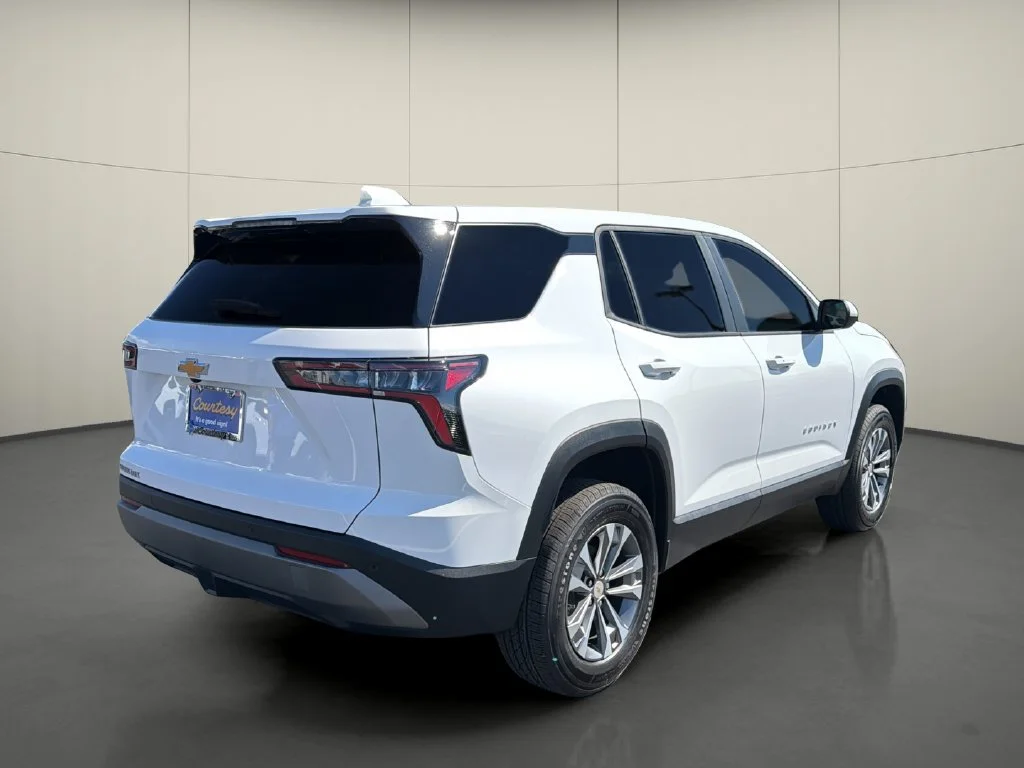 New 2027 Summit White Chevrolet LT image 7