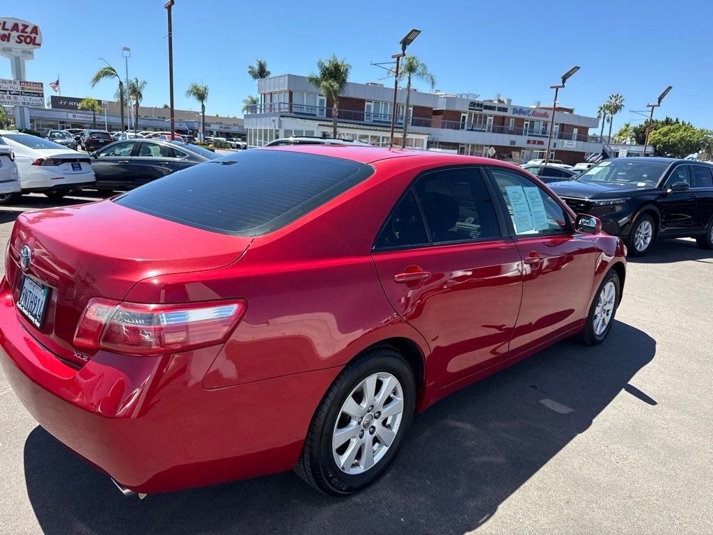 Used 2007 Red Toyota XLE image 3