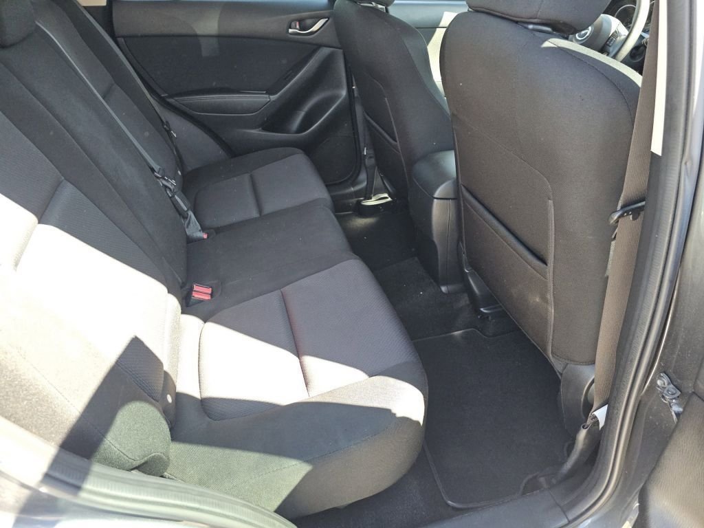 Used 2015 Meteor Gray Mica Mazda Sport image 5