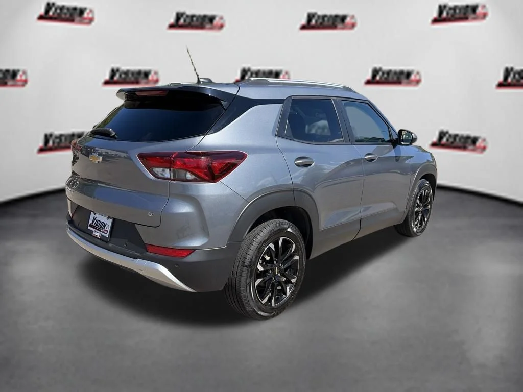 Used 2022 Gray Chevrolet LT image 5