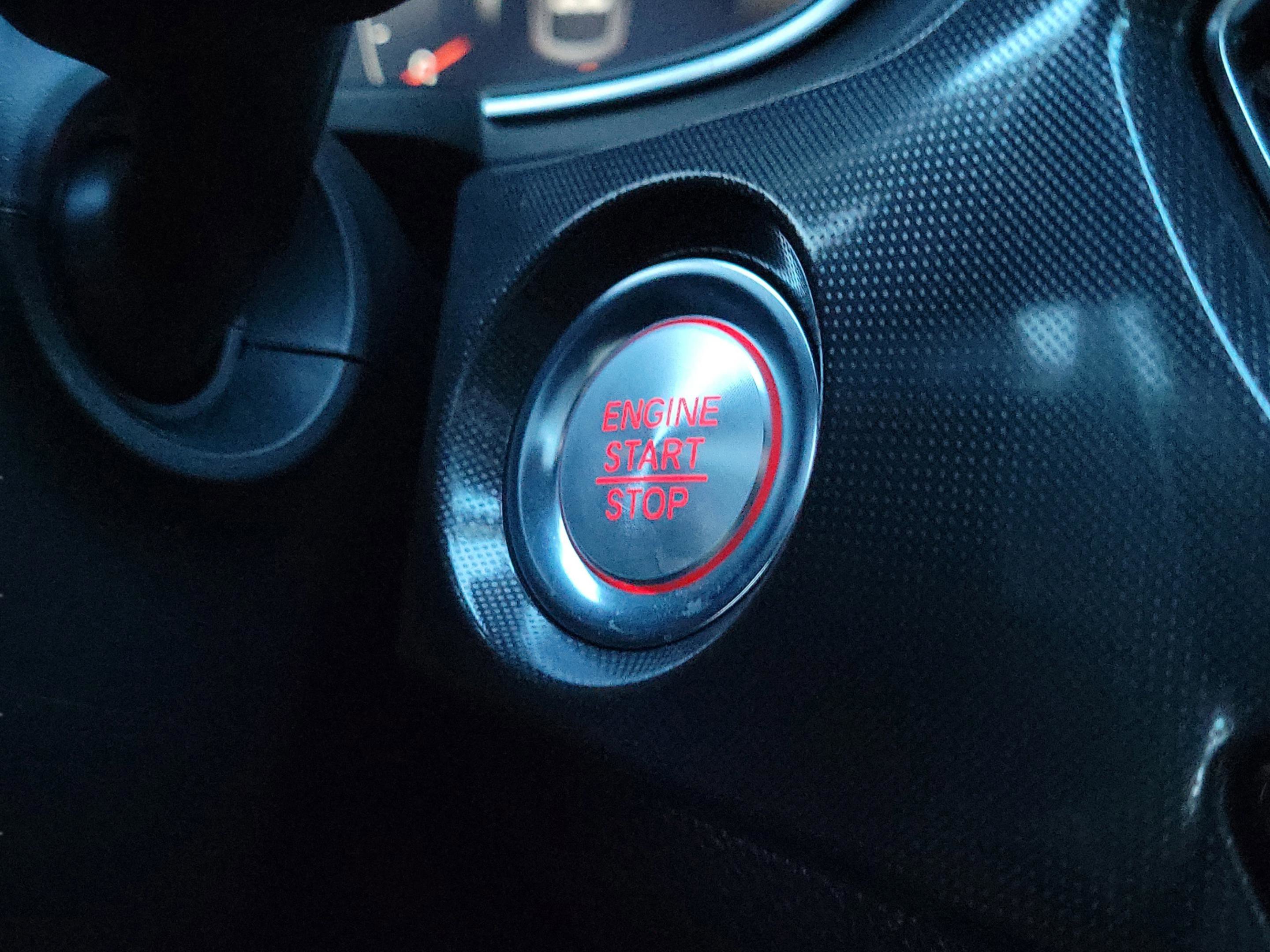 Used 2025 Lunar Silver Metallic Acura A-SPEC image 18
