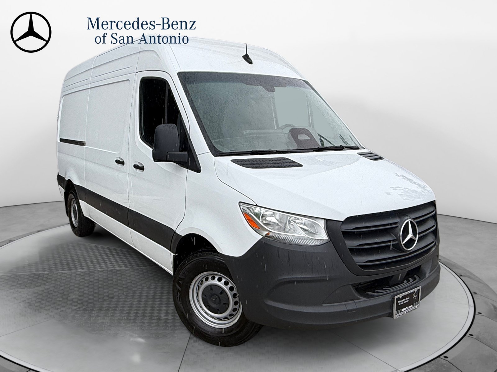 Used 2025 Arctic White Mercedes-Benz Cargo 144 WB image 1