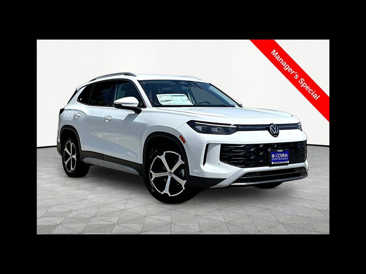 New 2026 Pure White Volkswagen 2.0T SE image 1