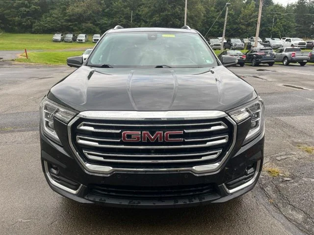 Used 2022 Black GMC SLT image 11