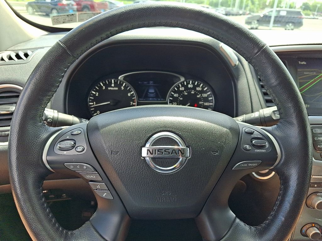 Used 2020 Blue Nissan SL image 21