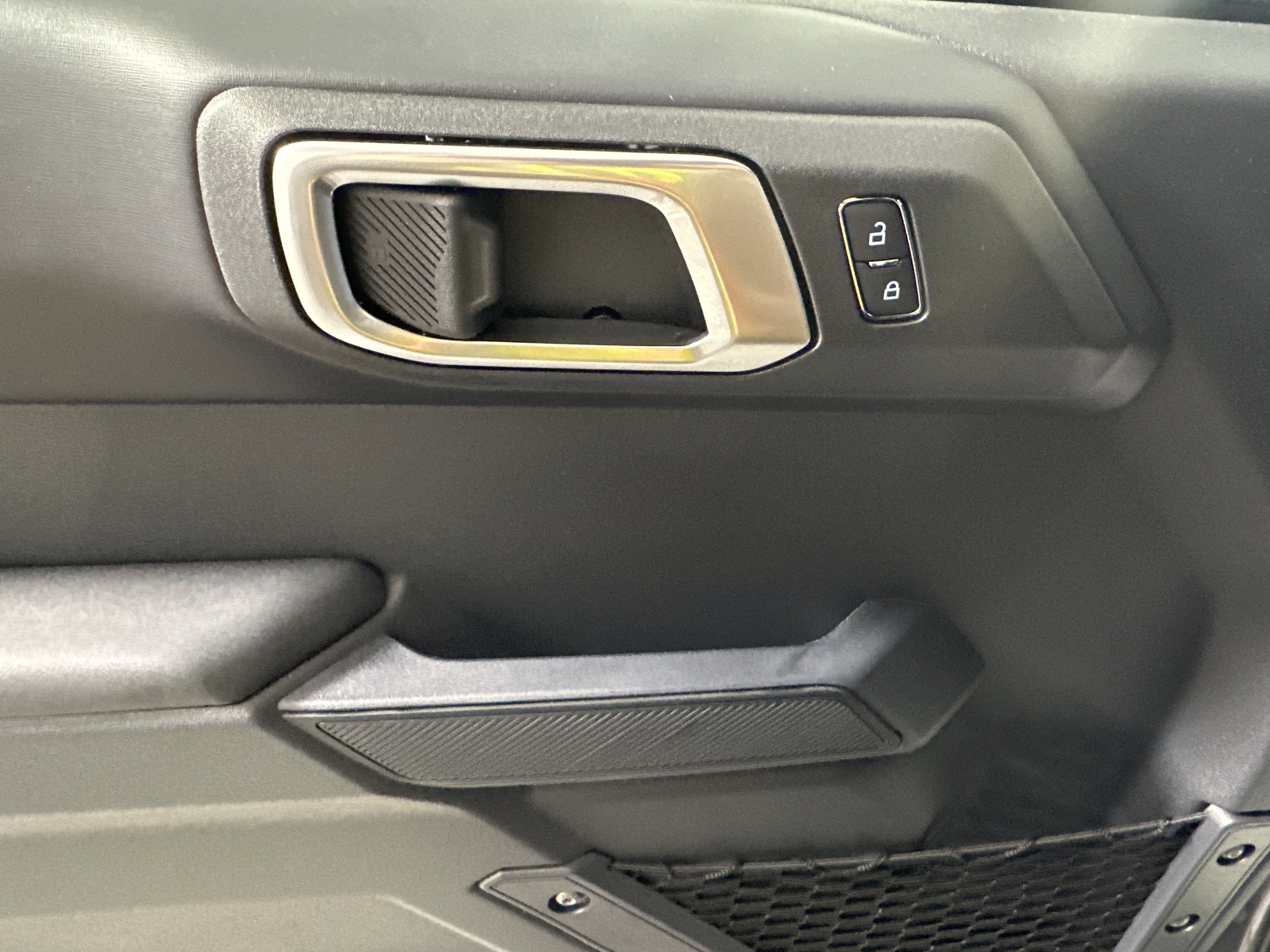 New 2025 CARBONIZED GRAY MET Ford Badlands image 11