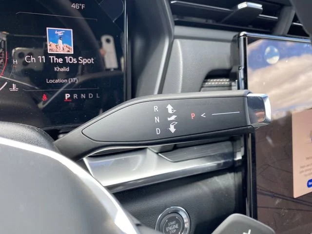 New 2026 Sterling Metallic GMC Elevation image 20