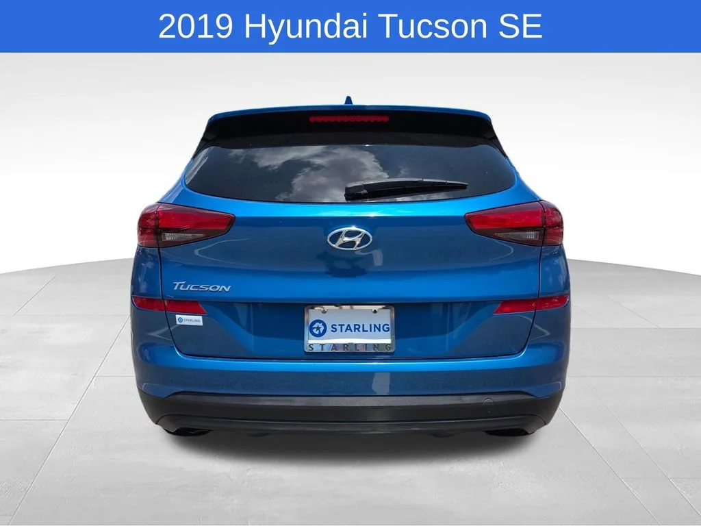 Used 2019 Blue Hyundai SE image 8