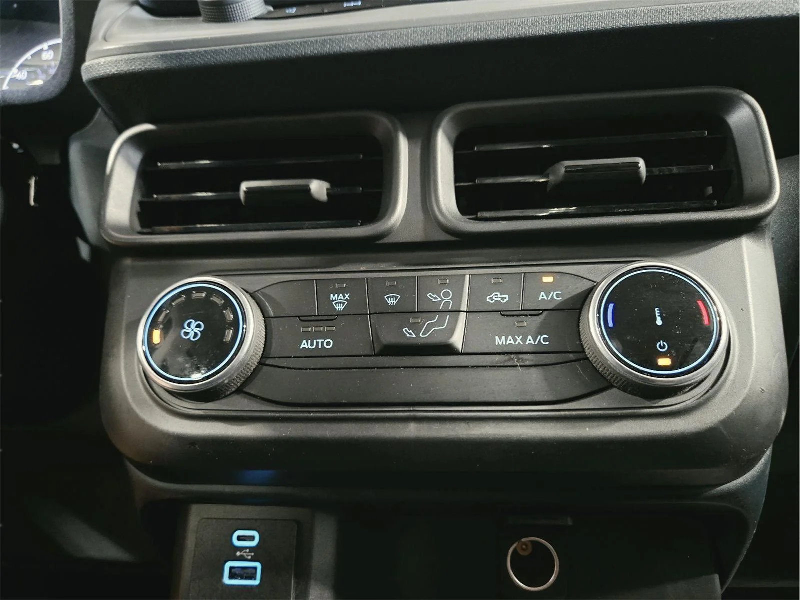Used 2023 Area 51 Ford XL image 23