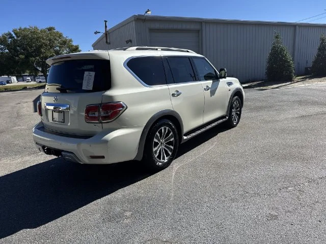 Used 2018 White Nissan SL image 5