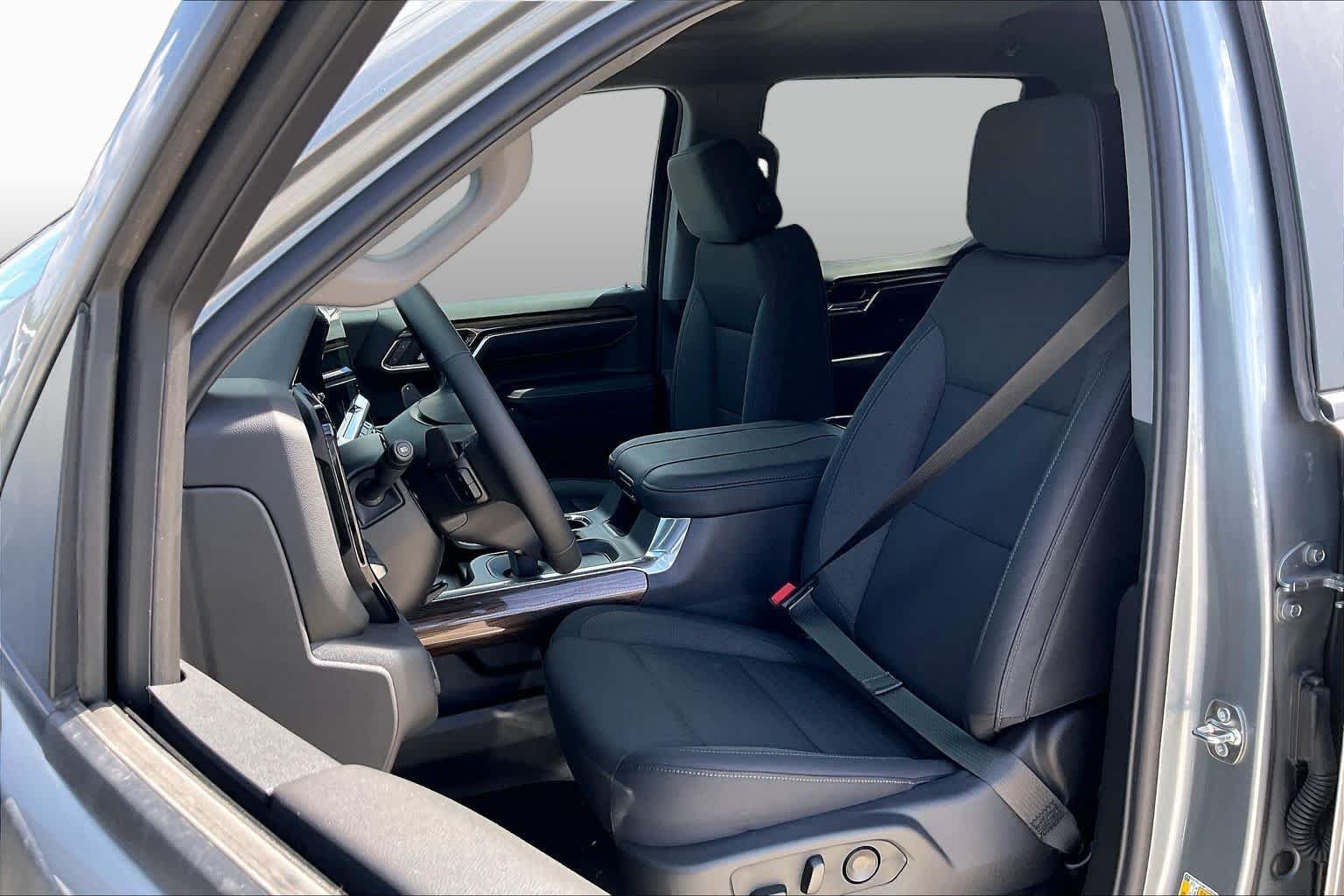 2026 Chevrolet Silverado 1500 LT - Photo 10