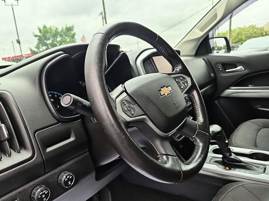 Certified Used 2016 BLACK Chevrolet 4WD LT image 16