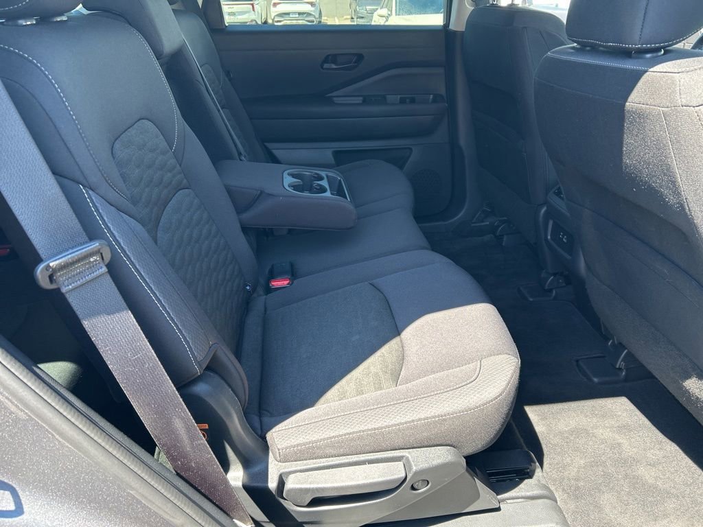 Used 2025 Gray Nissan SV image 23