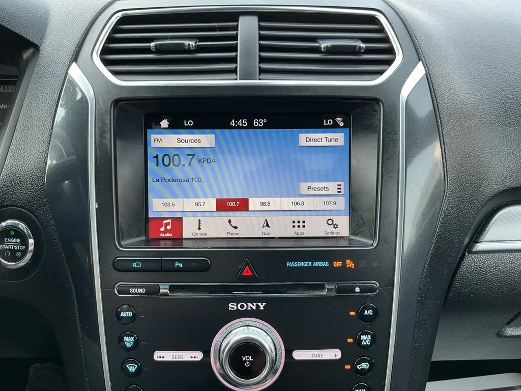 Used 2018 Gray Ford Sport image 15