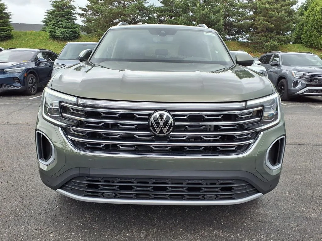New 2026 Avocado Green Pearl Volkswagen 2.0T SEL image 6