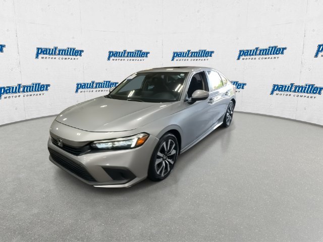 Used 2022 Silver Honda EX image 5