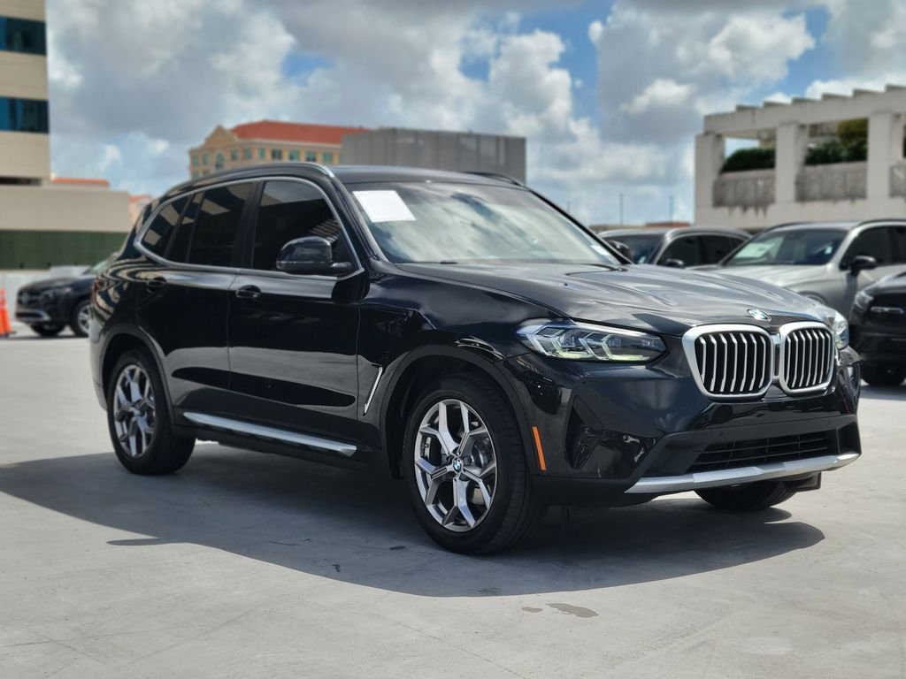 2023 BMW X3 sDrive30i's photo