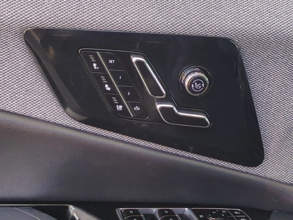2026 Cadillac OPTIQ Premium Sport - Photo 24
